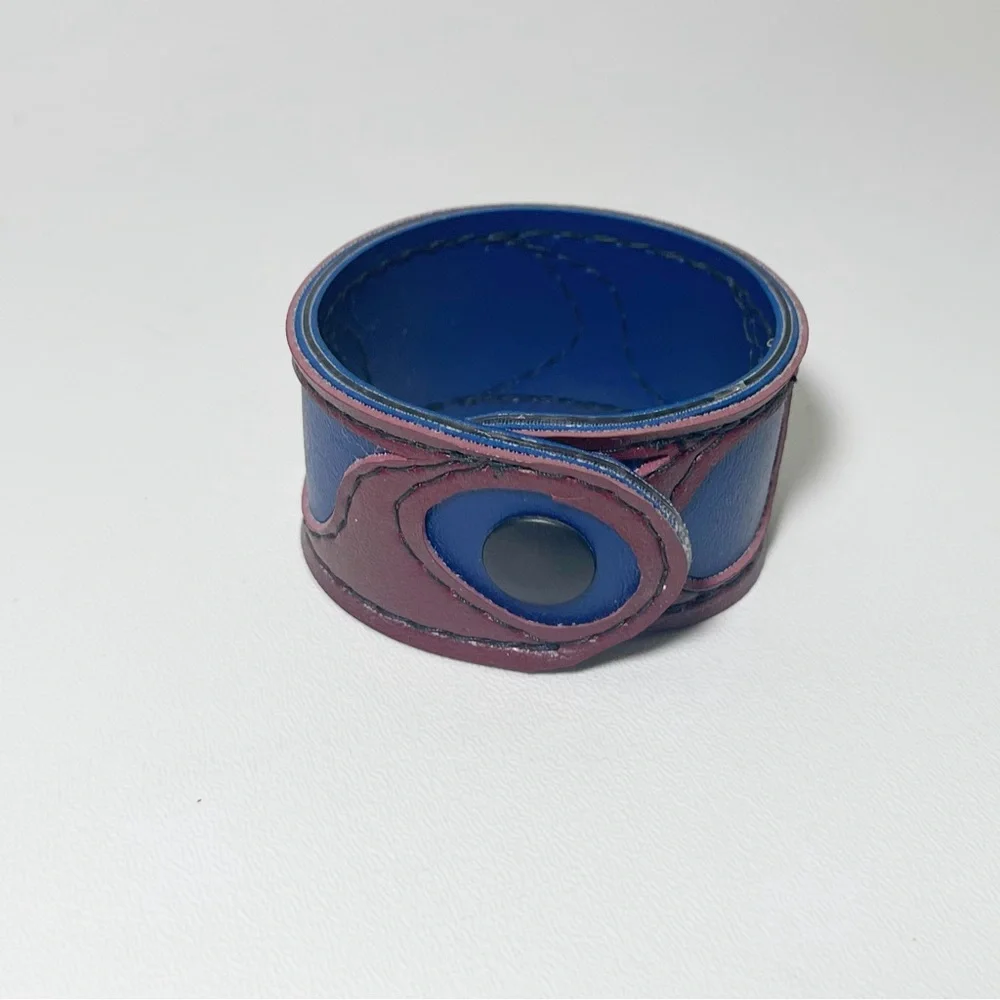 Handmade Vinyl Cuff - Picture 5 of 9